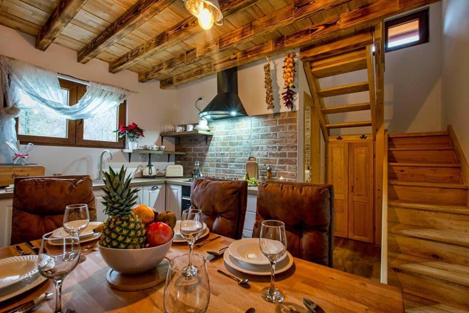 Spirit Of Velebit Villa กอสปิช ภายนอก รูปภาพ